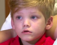 Čtyřletý syn zavolal svému otci a řekl: „Maminka nemůže probudit se“