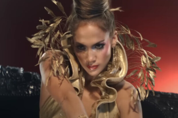 Jennifer Lopez měla na sobě módní kožich zimy 2023: jaký by měl být podle zpěváka dokonalý kožich