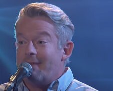 “Vždy se bojím, abych byl v pořádku”: Aleš Háma promluvil o tom, co musí podstoupit, než může navštívit milovaného otce