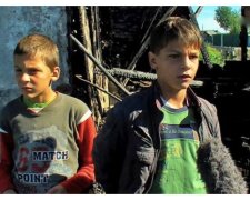 "Beze strachu se vrhli do ohně": jak školáci zachraňovali z plamenů ženu s malými dětmi. Reálné fotografie