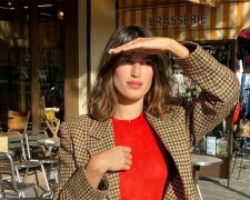 Trendy účesy na podzim 2022: Stylové možnosti pro majitelky krátkých vlasů