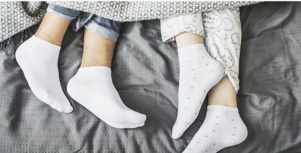 "Spěte v ponožkách, abyste se vyspali": je to v nás položeno geneticky