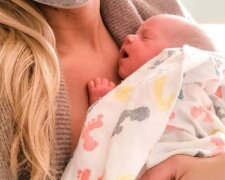 Mateřské štěstí: žena porodila dítě v kómatu