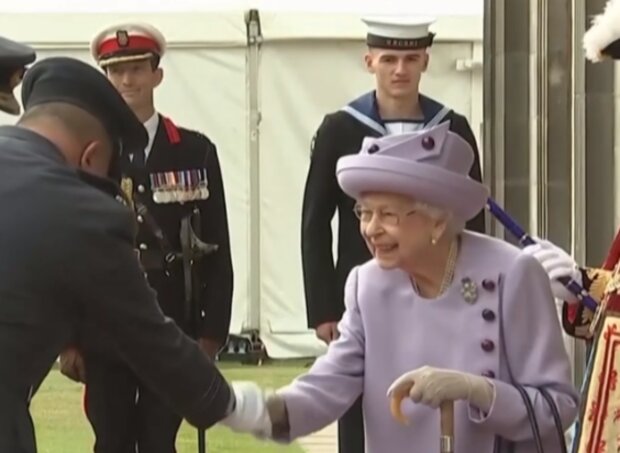 Alžběta II. Foto: snímek obrazovky YouTube