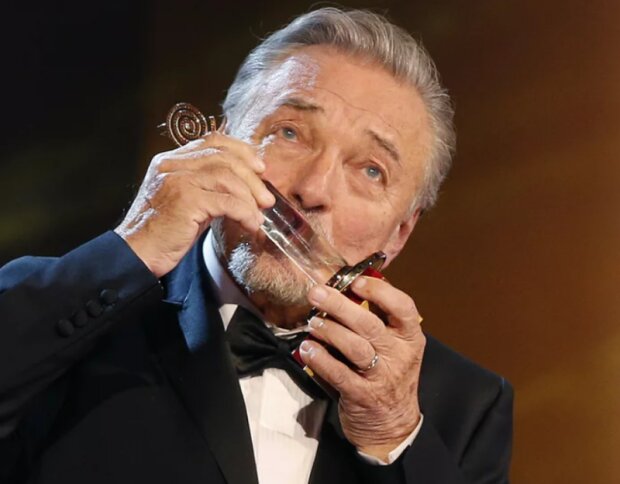 Karel Gott. Foto: snímek obrazovky blesk.cz