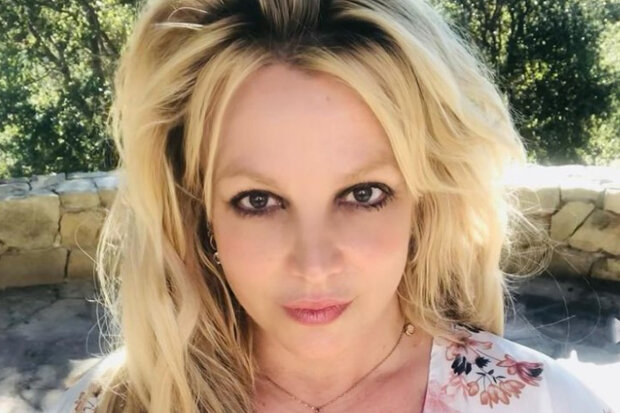 "Možná jsme měli počkat s oznámením o něco déle, ale byli jsme až příliš nadšení": Britney Spears oznámila smutnou zprávu o svém těhotenství