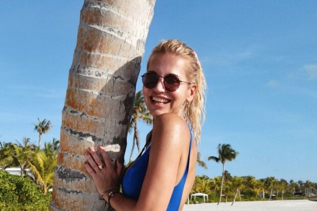 "Co je vám do toho”: Dara Rolins opět vyrazila na exotickou dovolenou. Jasný vzkaz fanouškům