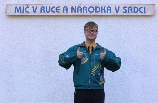 Filip Kaňkovský v Národní házené. Foto: Snímek obrazovky blesk.cz