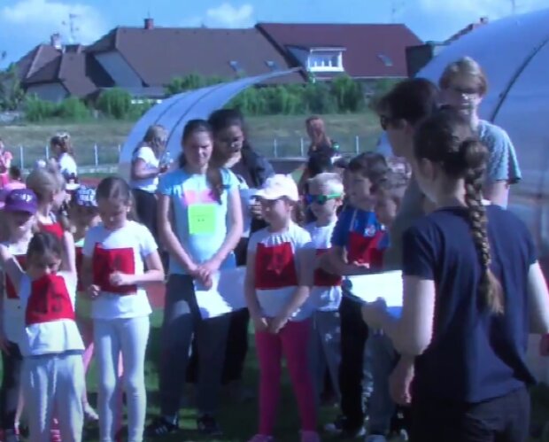 Děti. Foto: snímek obrazovky YouTube