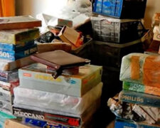 Podivné dědictví: v britském domě byly nalezeny stovky neotevřených krabic z e-shopů