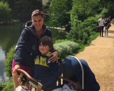 “On je takový pohodář a prostě se dokonale zařadil do naší rodinky” Ornella Koktová. Ukázala snímky staršího syna a jeho malého brášky