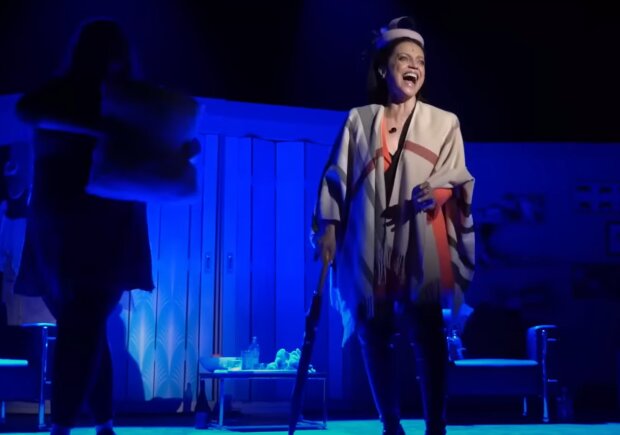 Lucie Bílá v divadle. Foto: Snímek obrazovky YouTube