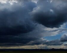 Meteorologové zveřejnili výstrahu a řekli jak bude: "Mohou se vyskytnout menší kroupy a silnější vítr"