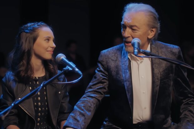 Charlotte Ella Gottová a Karel Gott. Foto: Snímek obrazovky YouTube