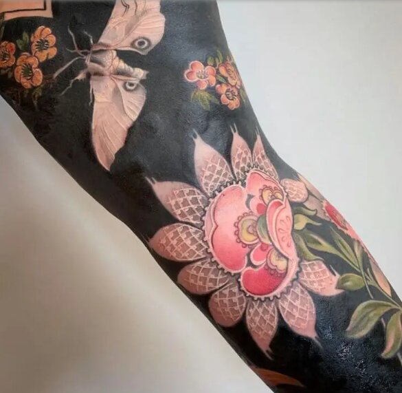 Mistrovská díla na těle: vynikající květinová tetování od Esther Garcie