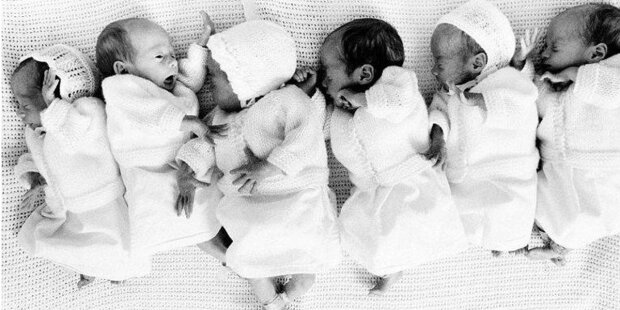 Manželé se narodili hned šest dívek: jak vypadají o 35 let později
