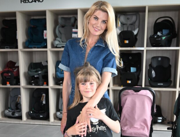 Iveta s dcerou Anetkou. Foto: Snímek obrazovky extra.cz